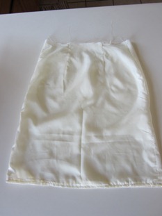 Sewing Lesson: Free-Hanging Skirt Lining